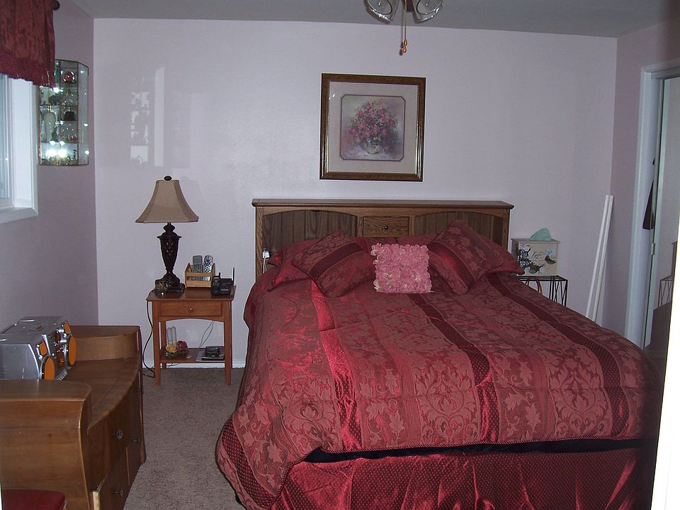 mstr. bedroom