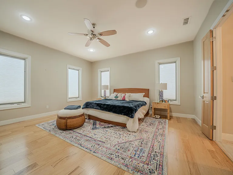 3 Lakeside Dr — Photo 17