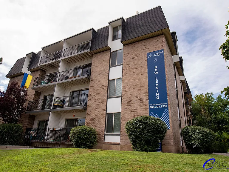 Avenue View Apartments — Photo 34