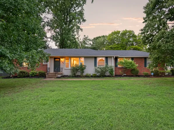2940 Fernbrook Ln, Nashville, TN 37214