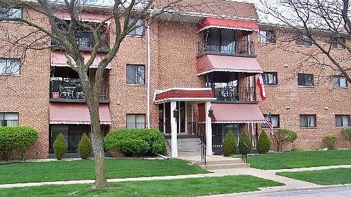 1st image of 10338 Parkside Ave APT 16