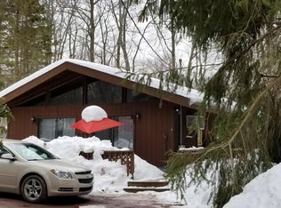 5664 Pembrook Dr, Tobyhanna, PA