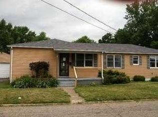 702 W 33rd St, Connersville, IN 47331