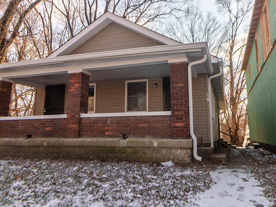 1st image of 2537 E 16th St