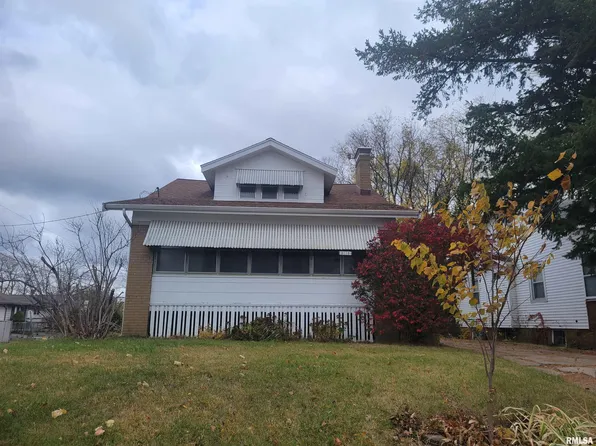 3118 N Prospect Rd, Peoria, IL 61603