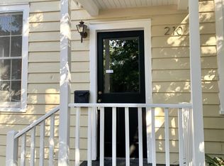 210 W 31st St, Savannah, GA 31401