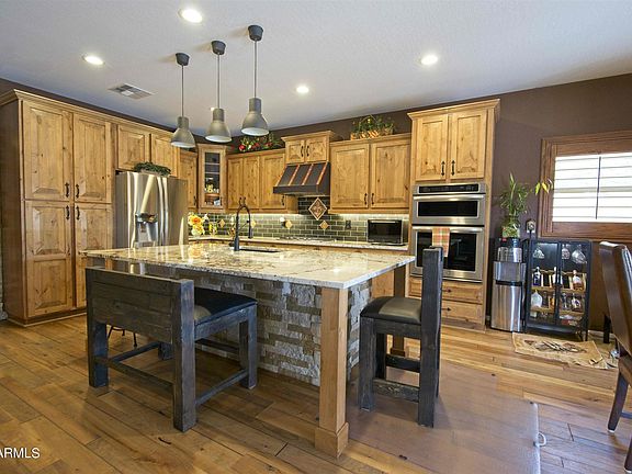5th image of 9984 W Patrick Ln