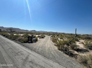 9 Ogden Ln, Yerington, NV 89447