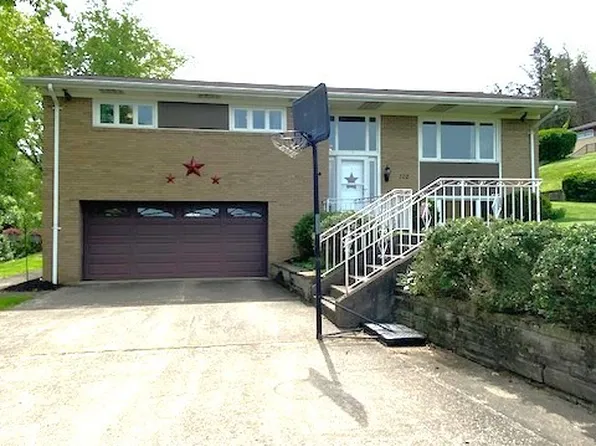 702 Crest Dr, Monessen, PA 15062