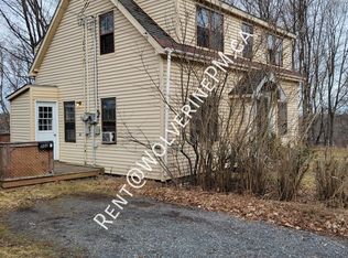 202 High St #A, New Glasgow, NS B2H2X3
