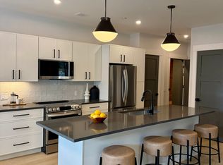 100 Plank, Bedford, MA 01730