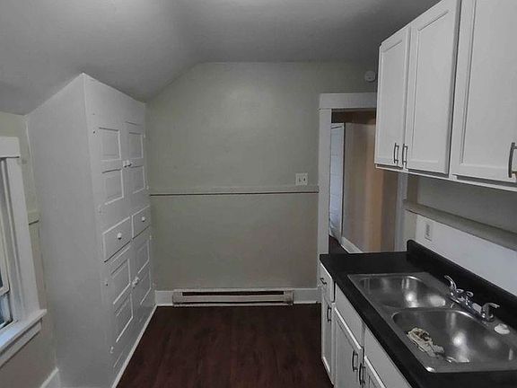 5th image of 1527 Morton Ave #2B