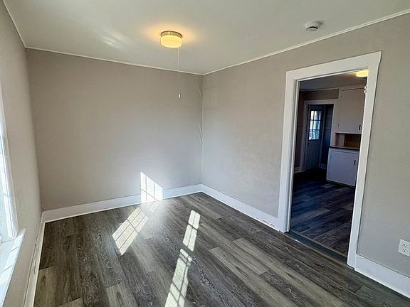 3rd image of 10-12 S 3rd Ave #125