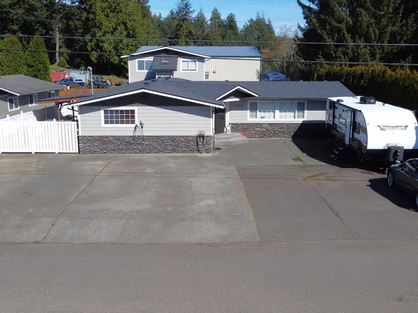 1760 Pennsylvania Ave, Coos Bay, OR 97420