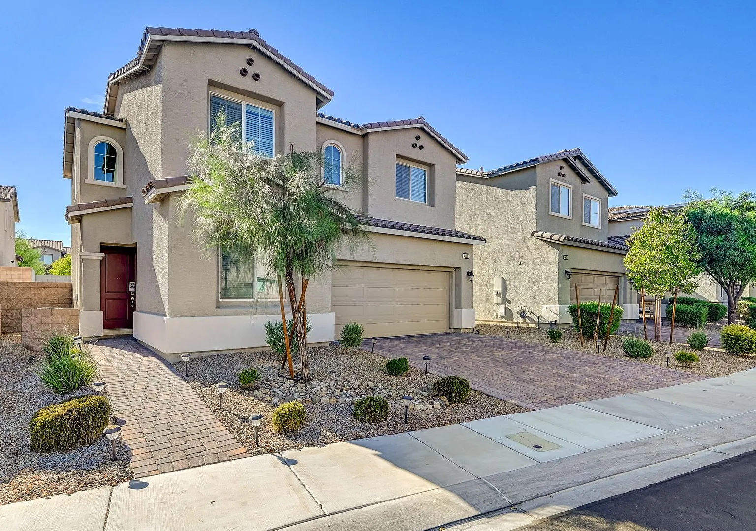 Welcome to 4629 Fragrant St., a spacious 2-story home in gated community — Photo 4