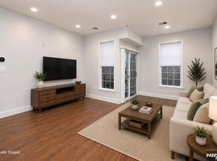 200 Dey St Unit 244, Harrison, NJ 07029