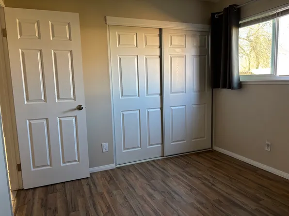 2219 Balmont St, Lancaster, CA 93536