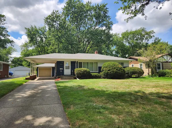 8150 Greenwood Ave, Munster, IN 46321