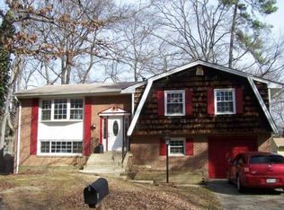 2551 Lisa Dr, Waldorf, MD 20601