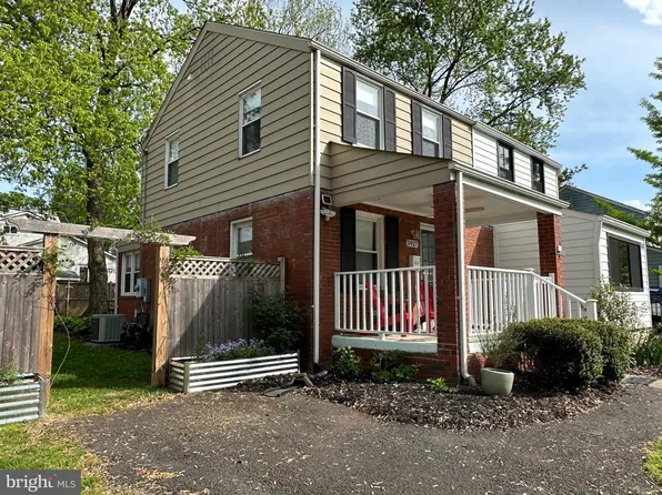5927 Monticello Rd, Alexandria, VA 22303