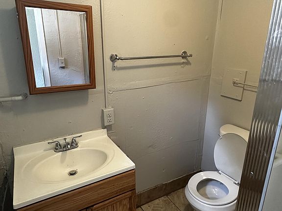 5th image of 9982 S Broadway St #11039710