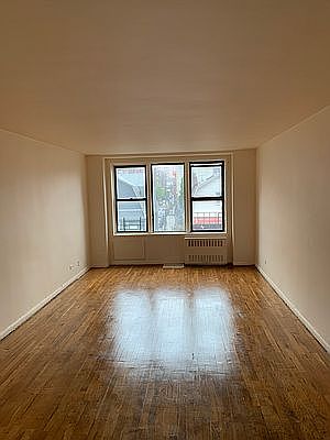 1st image of 8325 Vietor Ave #5B