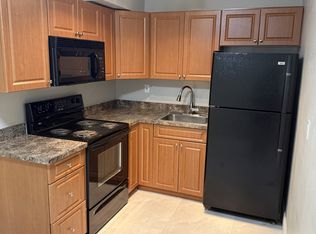 1640 N Dixie Hwy #4, Fort Lauderdale, FL 33305