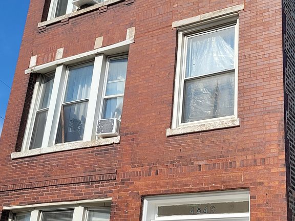 2nd image of 4441 S Wood St Floor 1
