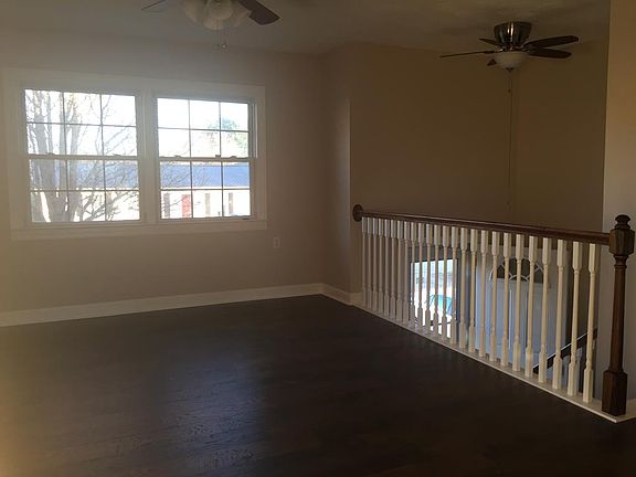 5th image of 177 Andrea Ave