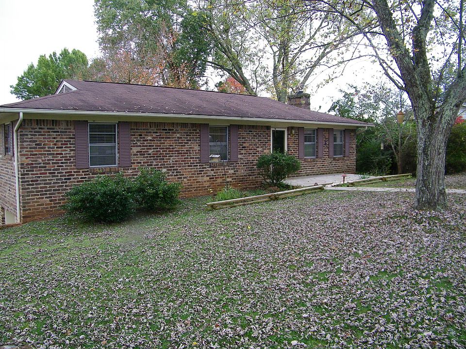 1st image of 1700 Driftwood Dr