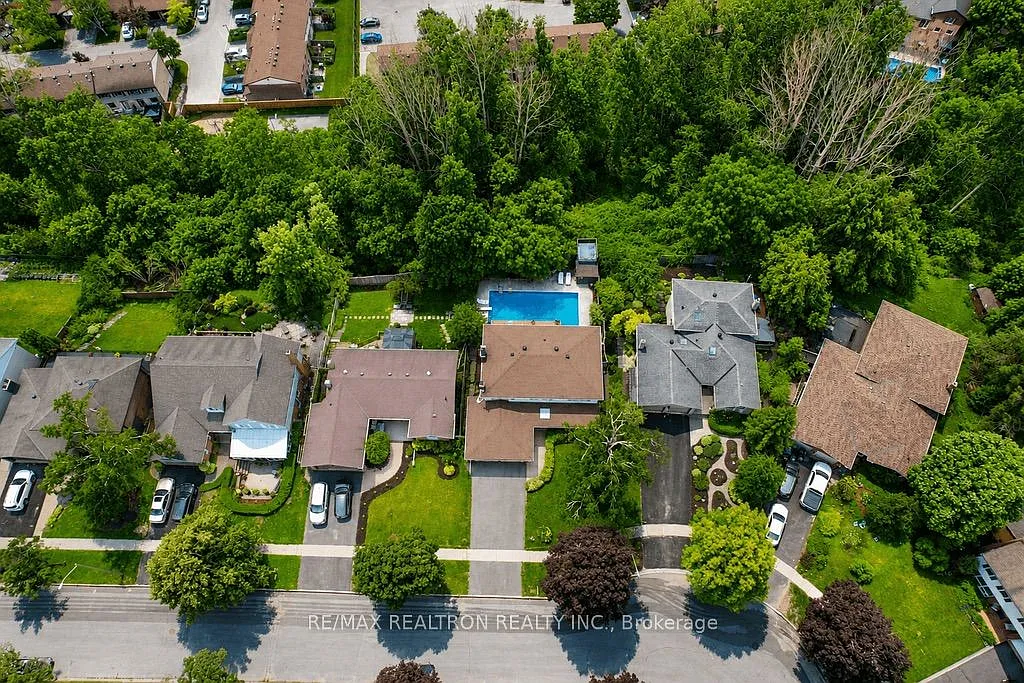 4 bed, $3,100 — Photo 1