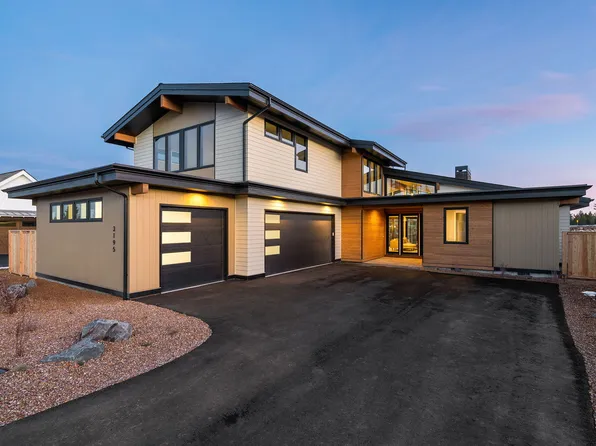 3195 NW Strickland Way, Bend, OR 97703