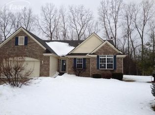 4356 Meadows Ave, Grand Blanc, MI 48439