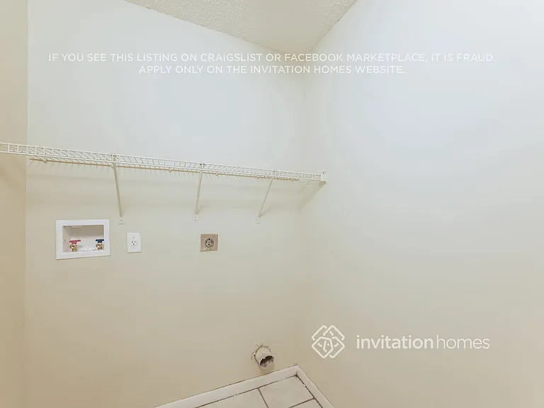 9648 Tavernier Dr — Photo 14