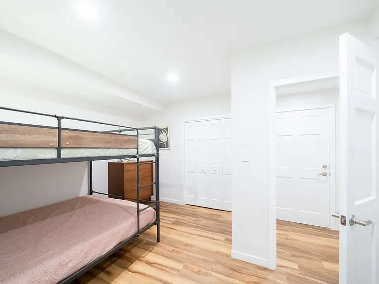 4842 E Inverness Woods Rd — Photo 33