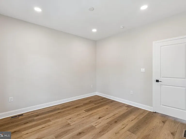 21 Christman St — Photo 15