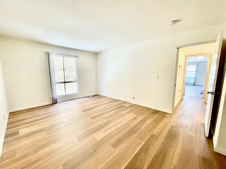 5958 E Naples Plz #NA — Photo 33