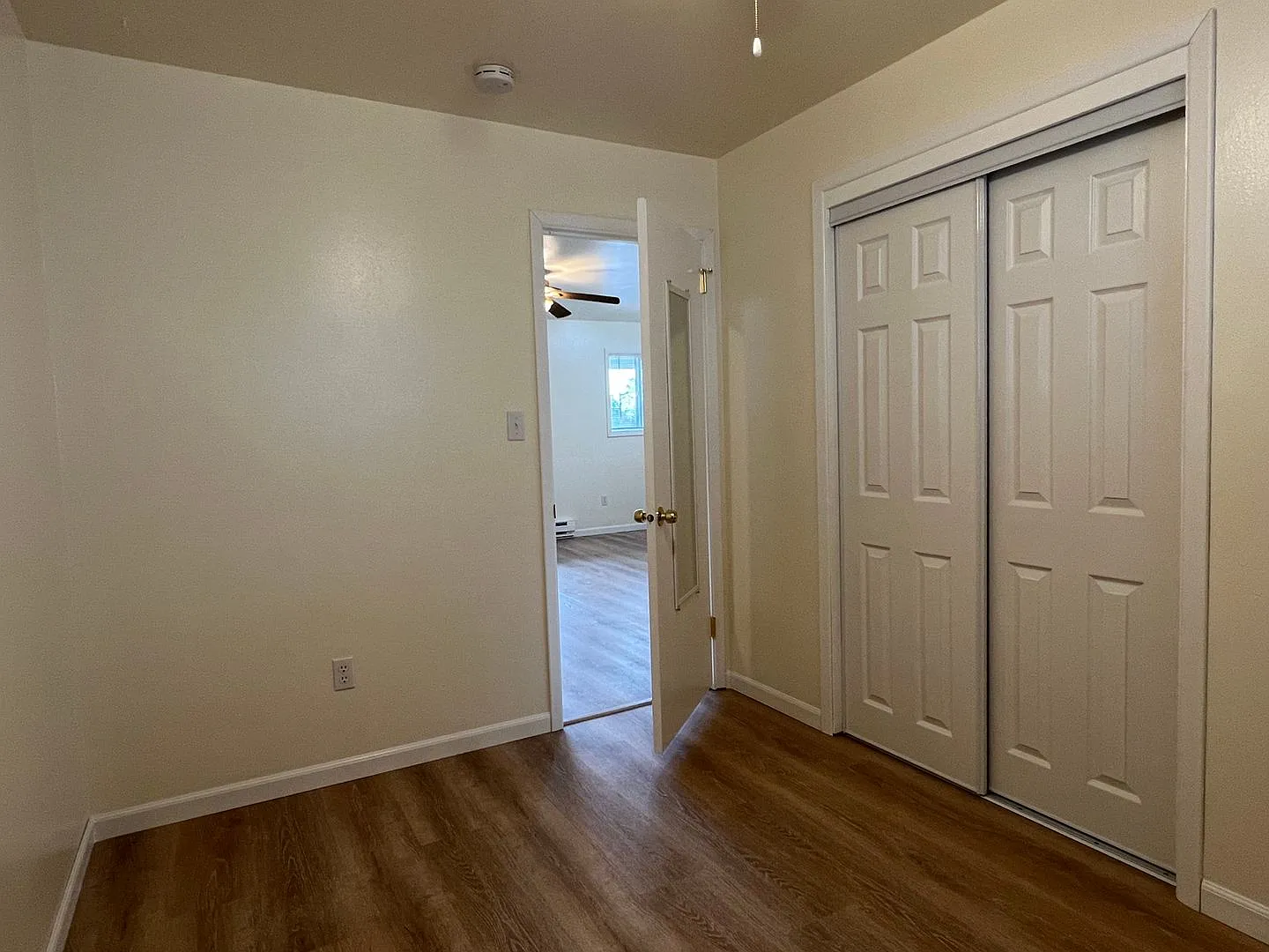 320 J St — Photo 2