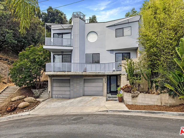 2216 Bancroft Ave — Photo 48