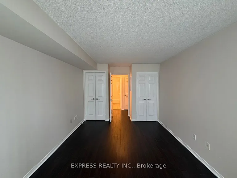29 Pemberton Ave #LPH02 — Photo 8