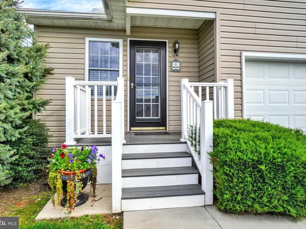 107 Waneta St, New Freedom, PA 17349