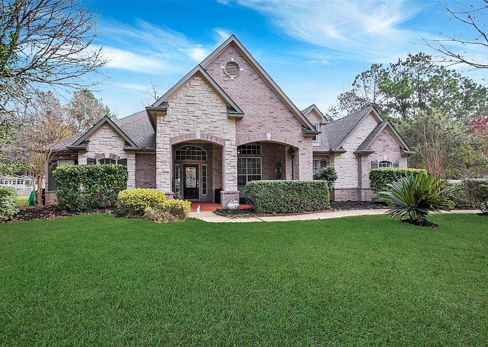 1st image of 33310 White Oak Ct