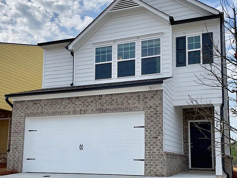 28 Briarwood Dr E — Photo 2