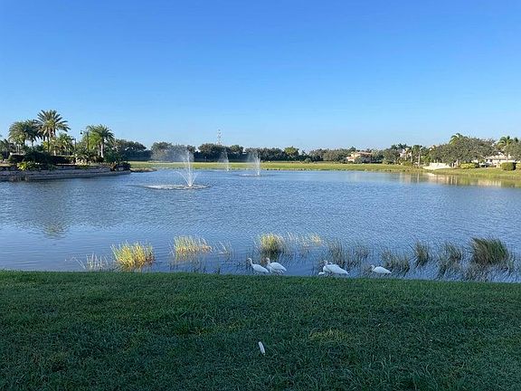 2nd image of 109 SE Rio Palermo