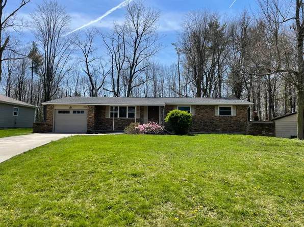2306 Deerwood Dr, Fort Wayne, IN 46825