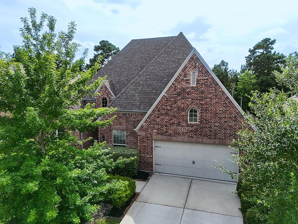 1st image of 110 Hunter Hollow Dr