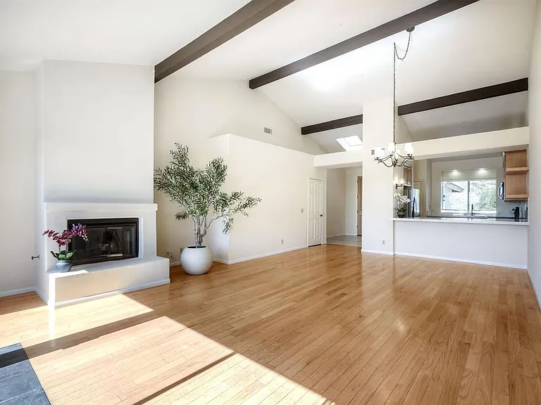 4781 Argosy Ln — Photo 2