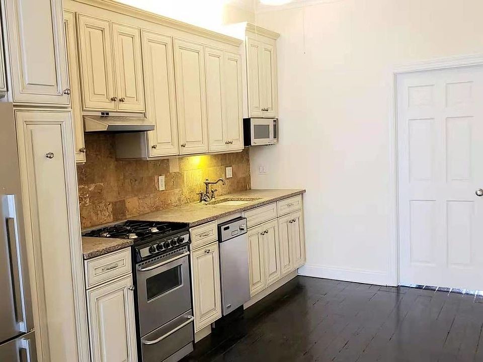 1st image of 463 W 49th St #2F