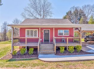 2988 Lothridge Rd, Cleveland, GA 30528
