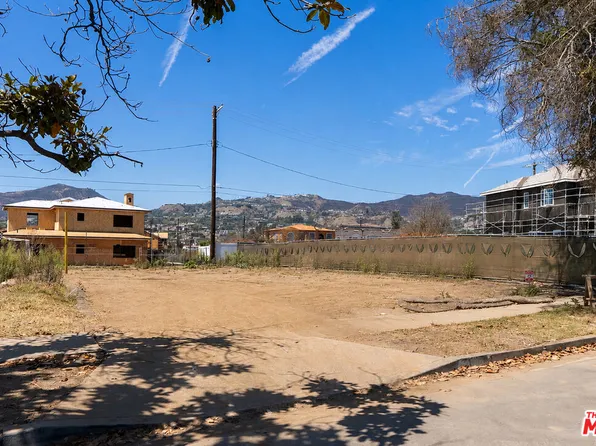 539 Muskingum Pl, Pacific Palisades, CA 90272